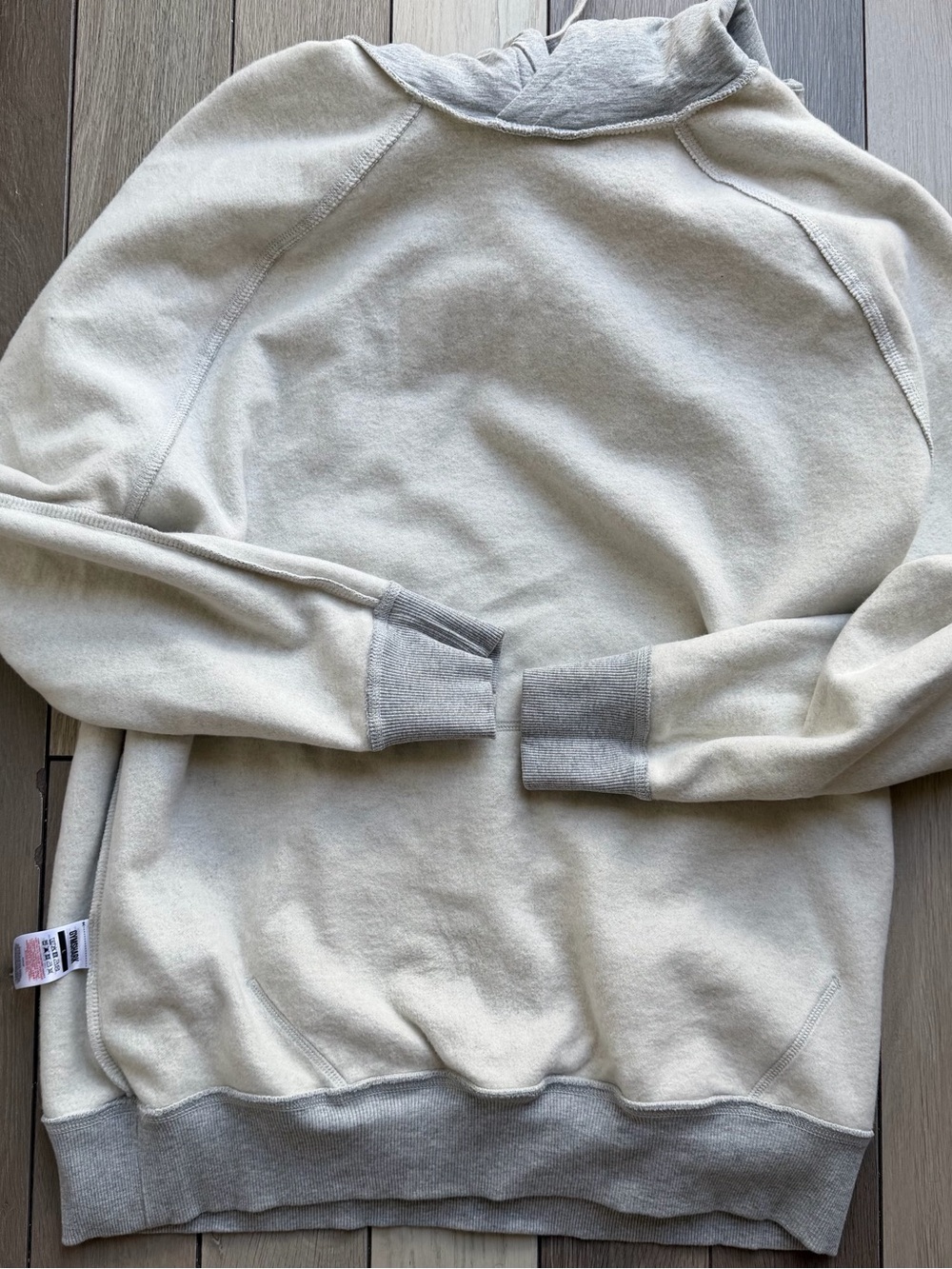Gymshark Light Grey Pullover Hoodie with White Logo - Picture 5 of 6